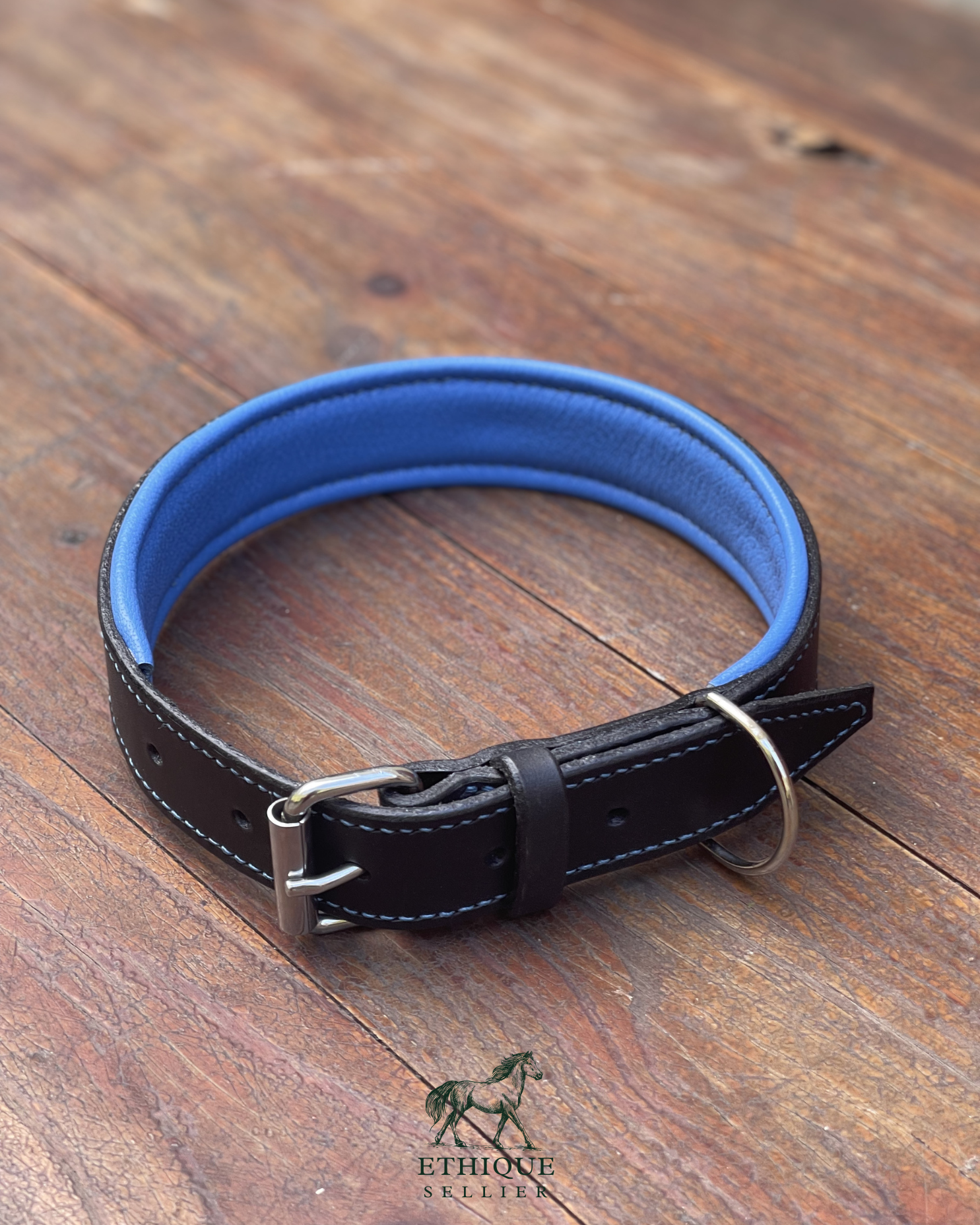 Colliers à boucle / largeur 3 cm